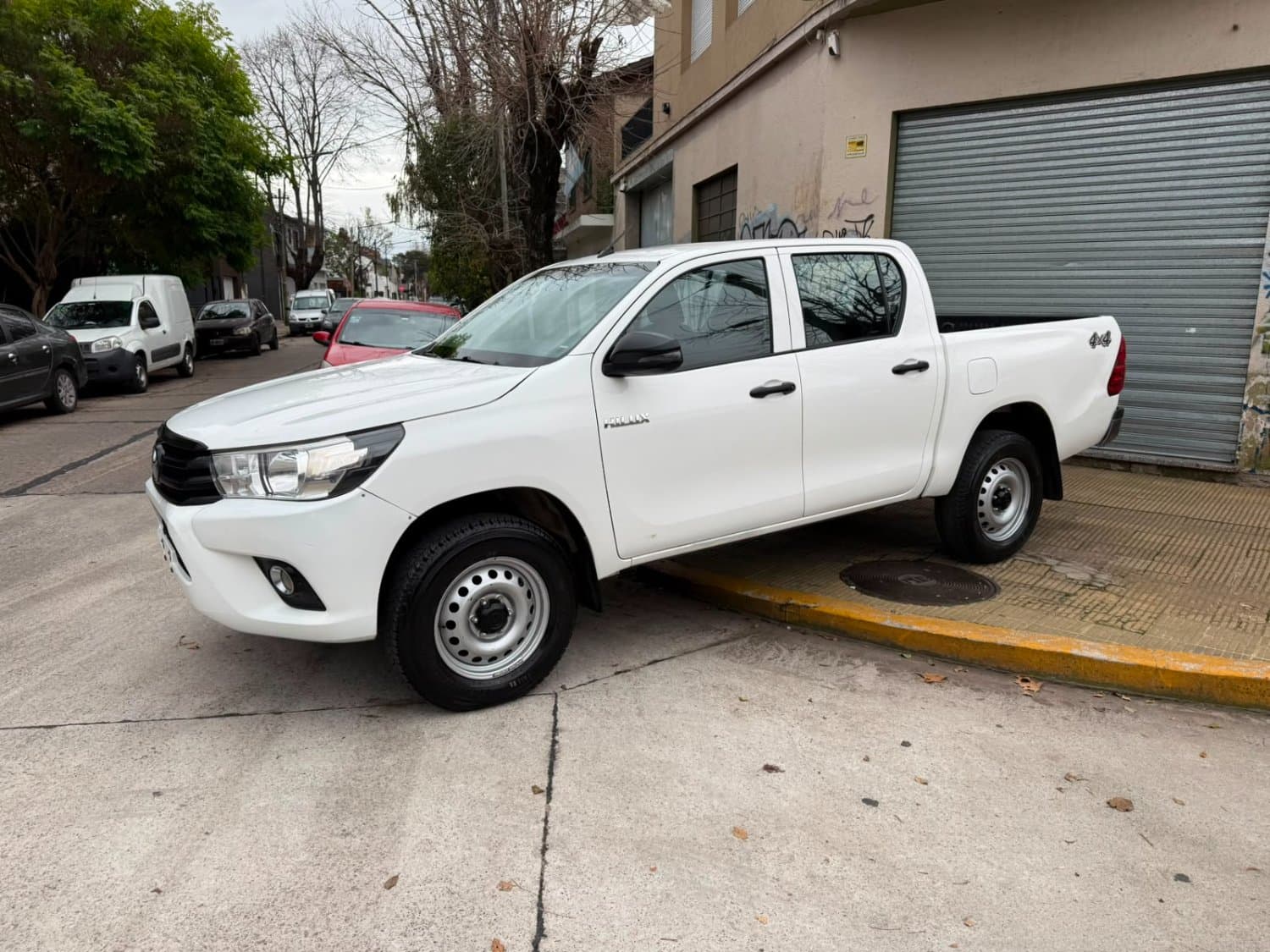 Toyota Hilux 4X4 DC DX 2.4 TDI 6 MT